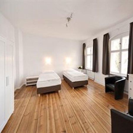 Old Town Apartment Greifswalder Strasse เบอร์ลิน ภายนอก รูปภาพ